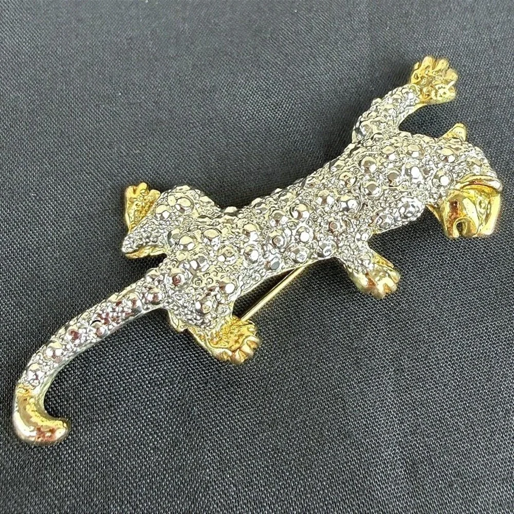 Vintage 80s Silver & Gold Tone Leopard Brooch Glam Mob Wife Retro Baddie Cheetah